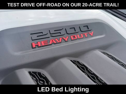 New 2026 RAM 2500 Laramie AWD/4WD image 34
