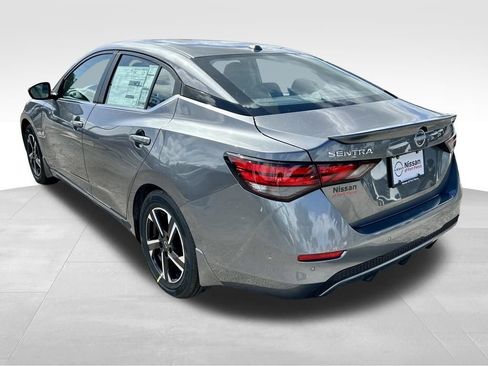 New 2025 Nissan Sentra SV image 4