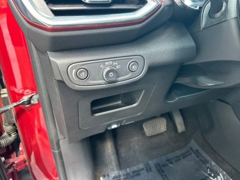 Used 2022 Chevrolet TrailBlazer RS image 16