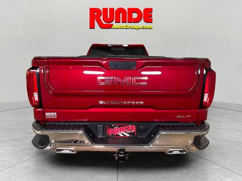 Used 2022 GMC Sierra 1500 SLT w/ SLT Premium Plus Package image 4