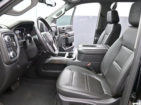 Used 2020 GMC Sierra 2500 Denali w/ Denali Ultimate Package AWD/4WD image 12