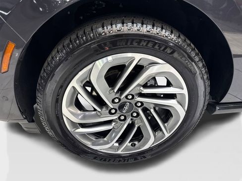 Used 2025 Lincoln Navigator Reserve AWD/4WD image 91
