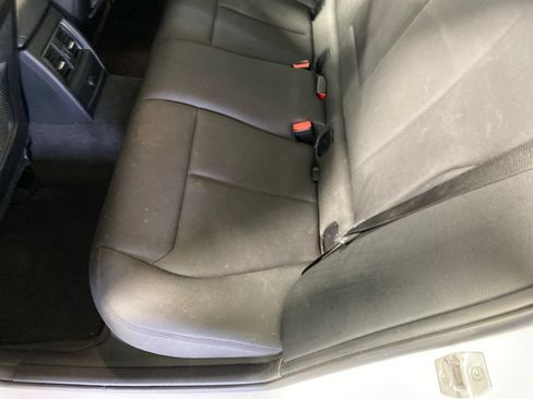Used 2018 BMW 330i xDrive Sedan AWD/4WD image 8