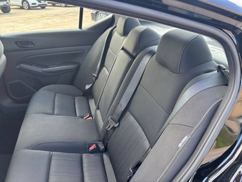 Used 2025 Nissan Altima 2.5 SV FWD image 24