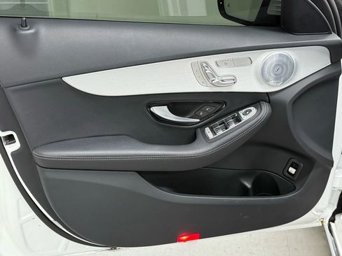 Used 2021 Mercedes-Benz C 300 Sedan image 27