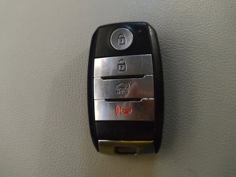 Used 2020 Kia Sorento SX FWD image 32
