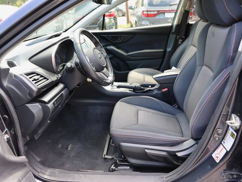 Used 2019 Subaru Crosstrek 2.0i Premium w/ Popular Package #3 AWD/4WD image 16