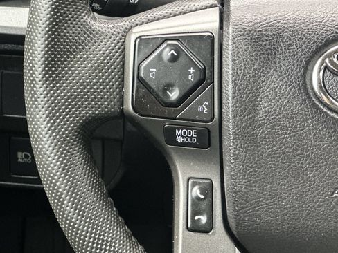 Used 2021 Toyota Tacoma TRD Sport AWD/4WD image 20