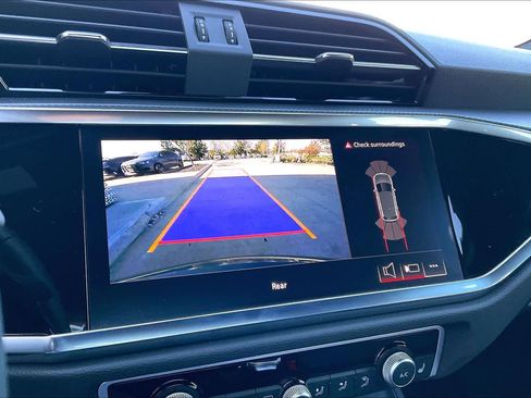 Certified 2025 Audi Q3 2.0T Premium w/ Convenience Package image 26