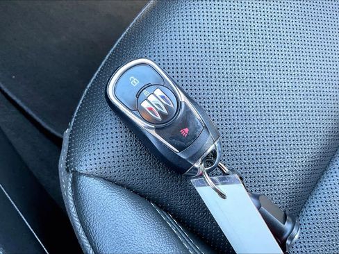 Used 2024 Buick Encore GX Sport Touring image 15