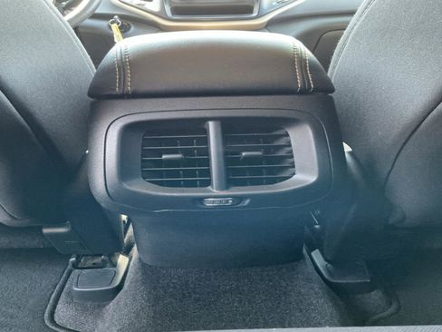 Used 2018 Jeep Cherokee Latitude image 24