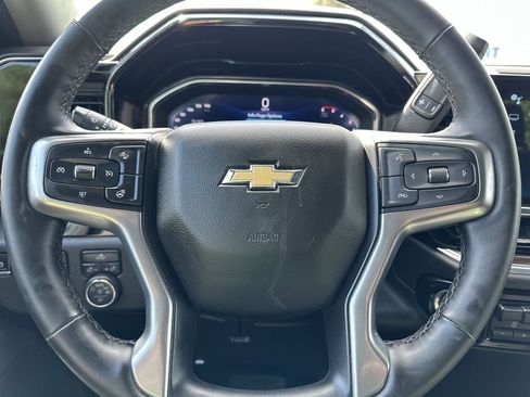 Used 2025 Chevrolet Silverado 2500 LT image 21