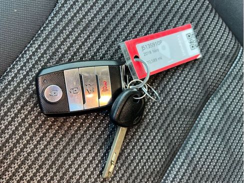 Used 2018 Kia Niro LX image 36