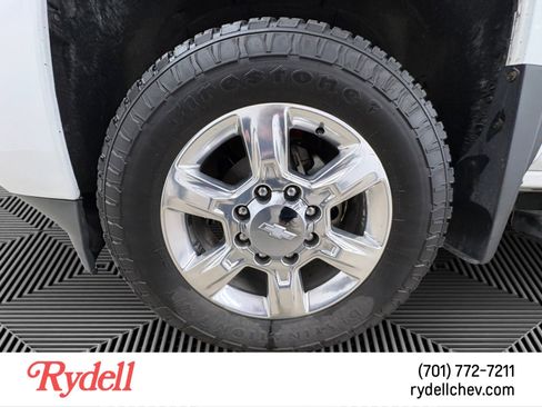 Used 2019 Chevrolet Silverado 2500 LTZ w/ Duramax Plus Package image 9