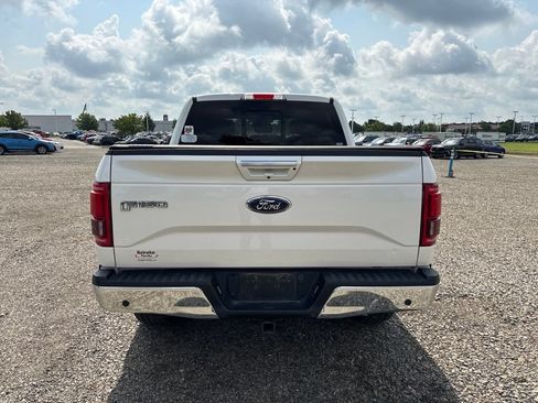 Used 2016 Ford F150 Lariat w/ Equipment Group 502A Luxury AWD/4WD image 11