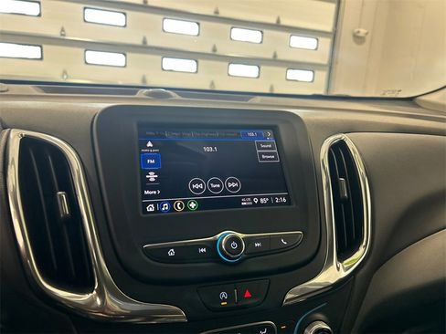 Used 2023 Chevrolet Equinox LT image 22