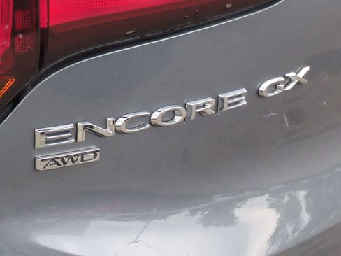 Used 2022 Buick Encore GX Preferred w/ Cold Weather Comfort Package AWD/4WD image 13