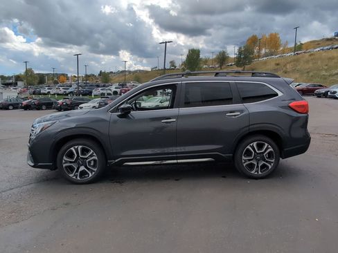 Used 2024 Subaru Ascent Touring image 4