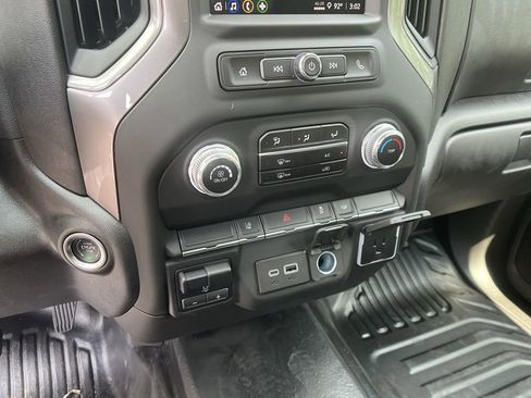 New 2024 GMC Sierra 2500 Pro w/ Convenience Package image 20