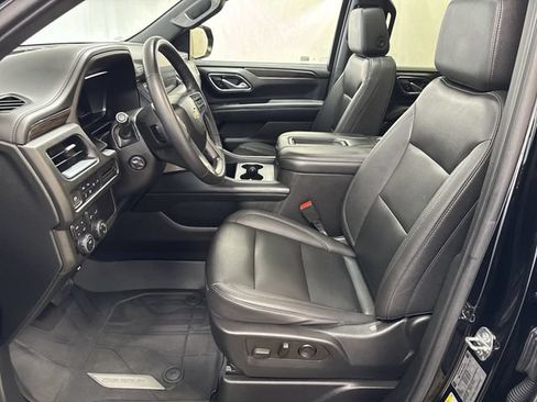 Used 2022 Chevrolet Tahoe LT w/ Luxury Package AWD/4WD image 10