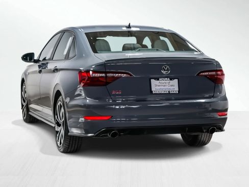Used 2021 Volkswagen Jetta GLI image 2