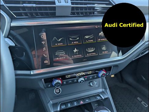 Certified 2025 Audi Q3 2.0T Premium w/ Convenience Package image 16