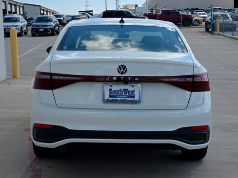 New 2025 Volkswagen Jetta Sport image 5