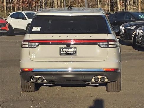 Used 2025 Lincoln Aviator Reserve w/ Equipment Group 201A AWD/4WD image 4