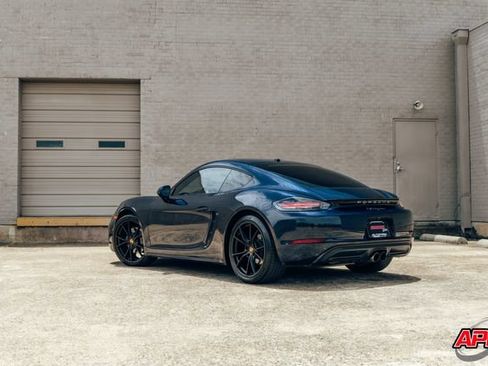 Used 2018 Porsche 718 Cayman RWD image 20