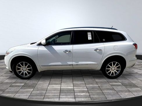 Used 2016 Buick Enclave Leather FWD image 4