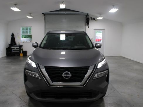 Used 2023 Nissan Rogue SV AWD/4WD image 3