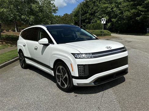 New 2026 Hyundai Ioniq 9 Calligraphy image 3