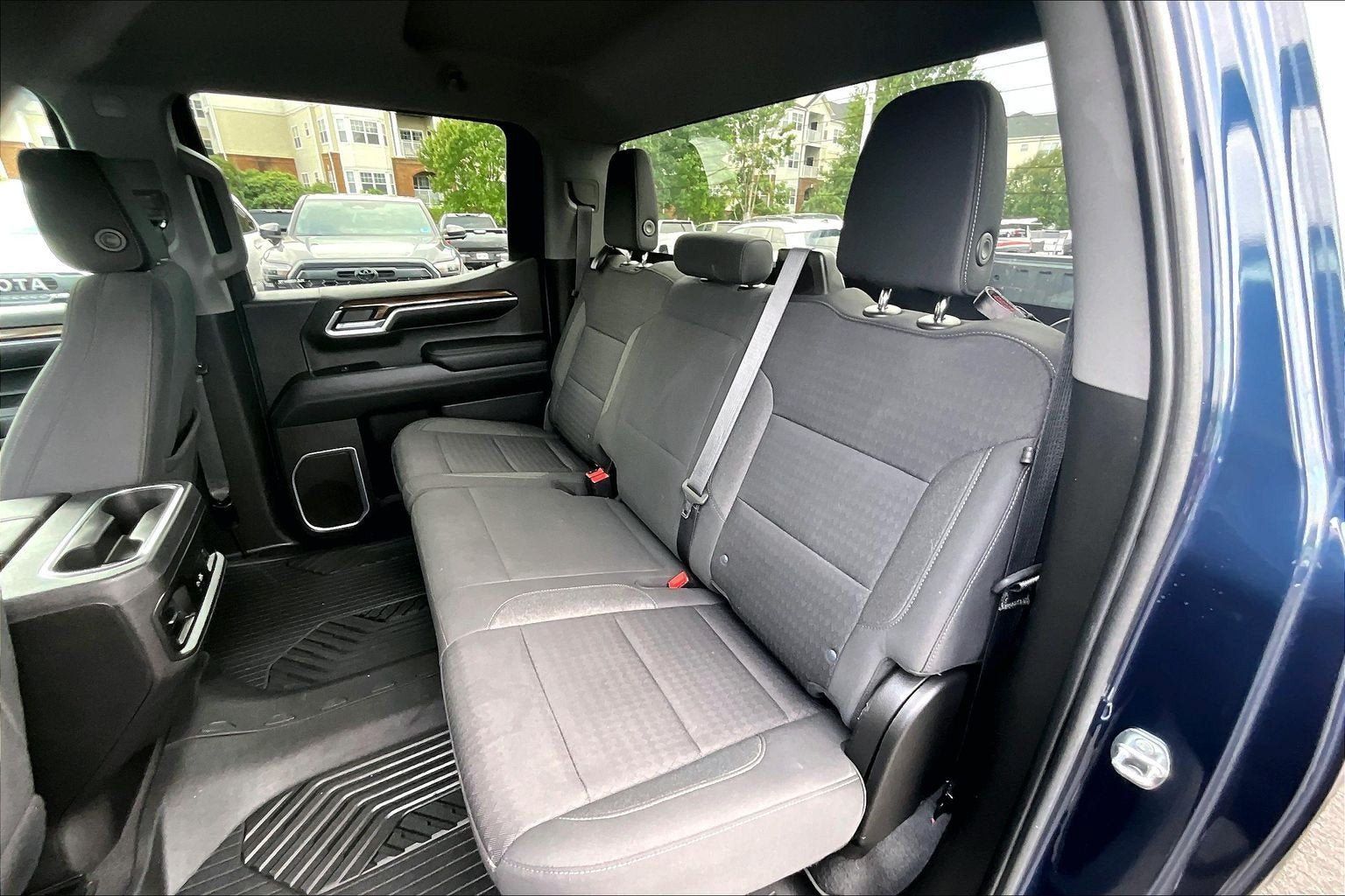 Used 2022 Chevrolet Silverado 1500 RST AWD/4WD image 23