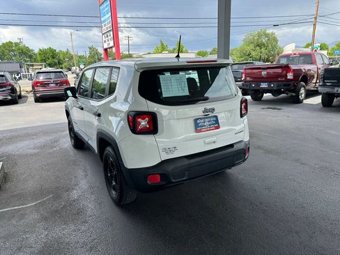 Used 2018 Jeep Renegade Sport w/ Power & Air Group AWD/4WD image 4