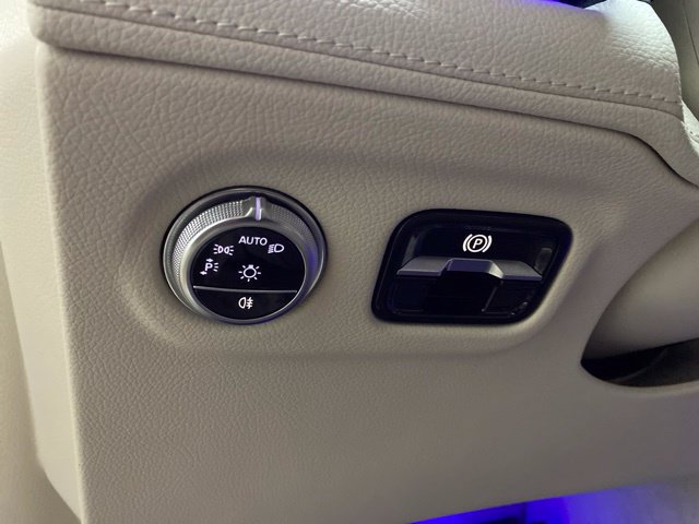 Used 2024 Mercedes-Benz EQS 450+ SUV image 40