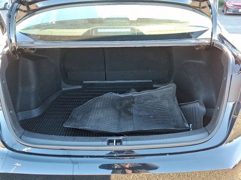 Certified 2023 Toyota Corolla LE image 28