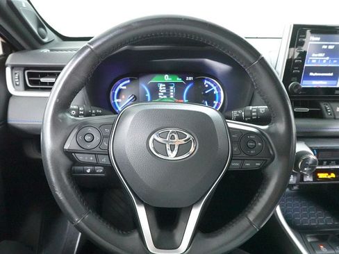 Used 2019 Toyota RAV4 XSE w/ XSE Weather Package AWD/4WD image 14