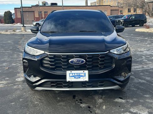 Used 2023 Ford Escape ST-Line w/ Tech Pack #1 image 3