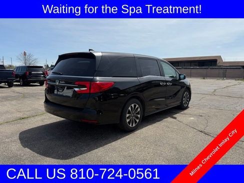 Used 2023 Honda Odyssey EX-L image 3