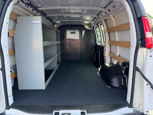 Used 2024 Chevrolet Express 2500 w/ Driver Convenience Package RWD image 28