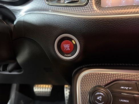 Used 2015 Dodge Challenger SRT Hellcat image 20