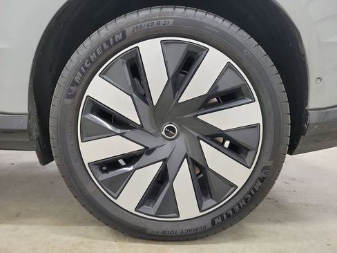 New 2025 Volvo EX90 Ultra image 11