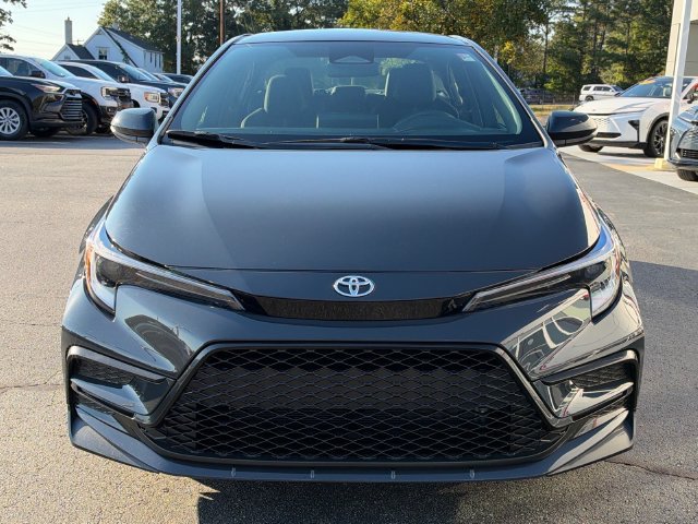 Used 2026 Toyota Corolla SE FWD image 9