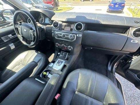 Used 2016 Land Rover LR4 HSE Silver Edition AWD/4WD image 15