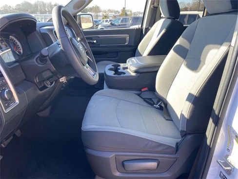 Used 2024 RAM 1500 Classic SLT image 12