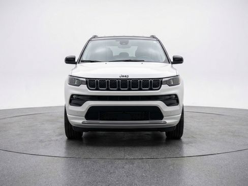 Used 2025 Jeep Compass Limited image 2