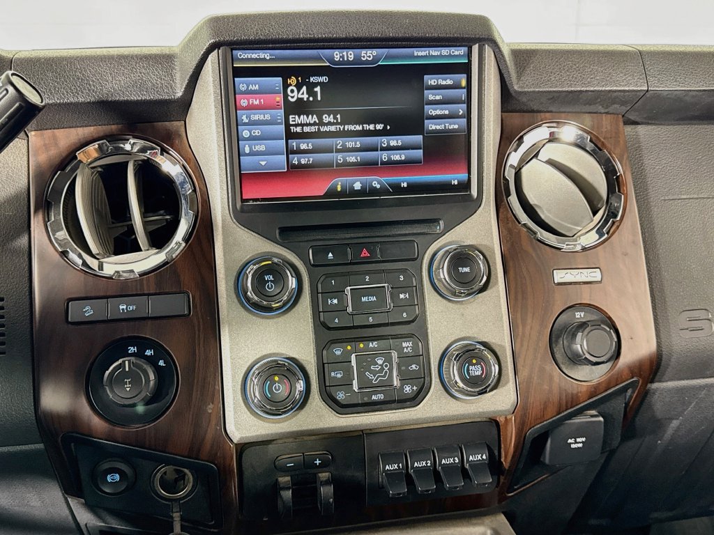 Used 2016 Ford F350 Lariat w/ Lariat Ultimate Package AWD/4WD image 22