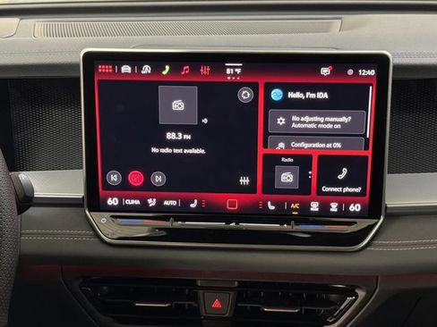 New 2026 Volkswagen Tiguan SE R-Line AWD/4WD image 32