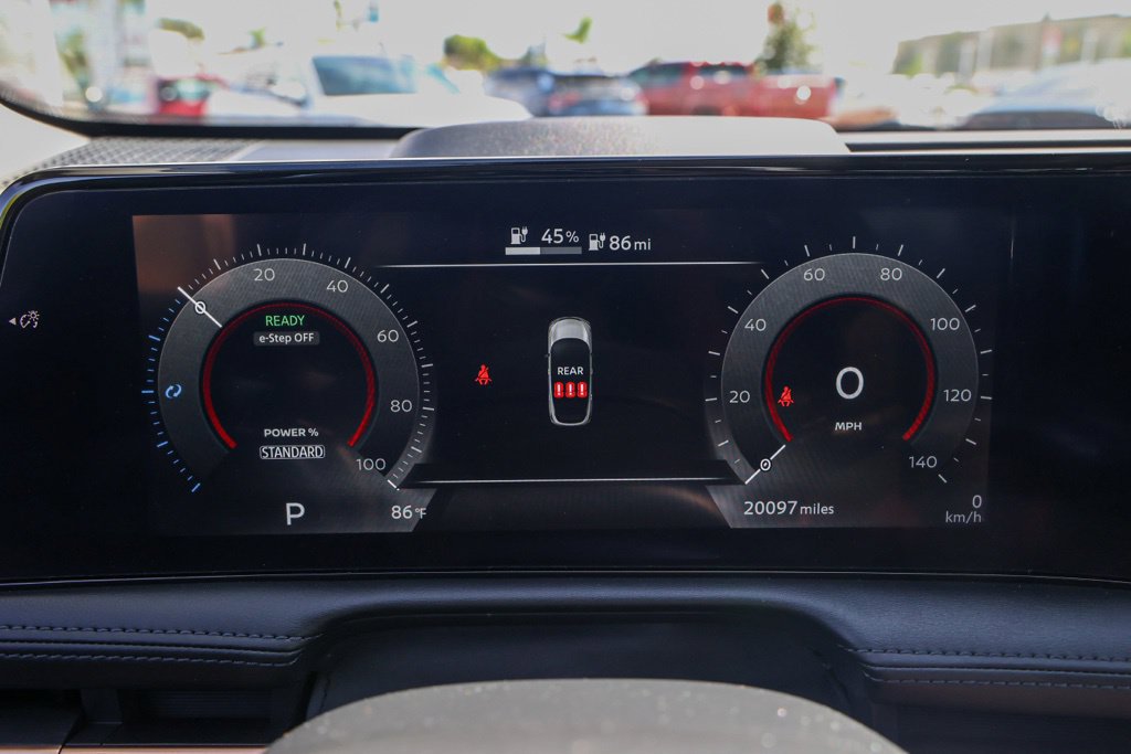 Used 2024 Nissan Ariya AWD image 29