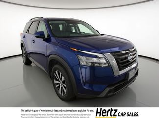 Used 2025 Nissan Pathfinder SV video 1